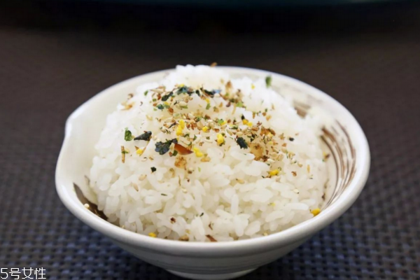 米飯太濕怎么辦 這樣讓它變干