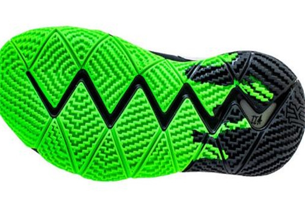 耐克kyrie 4歐文4萬圣節配色什么時候發售 亮眼熒光綠
