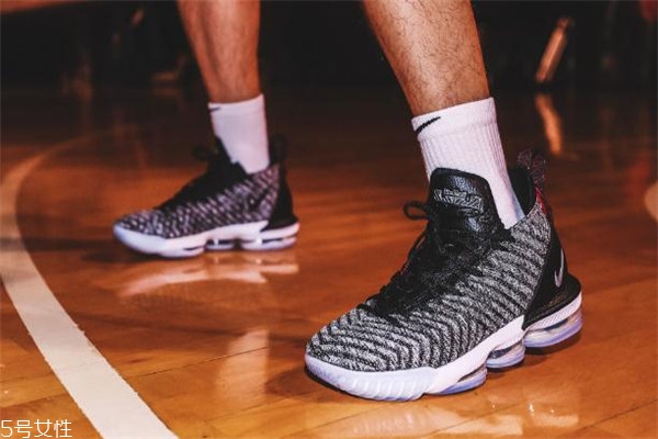 nike lebron 16詹姆斯16實戰測評 很有看點