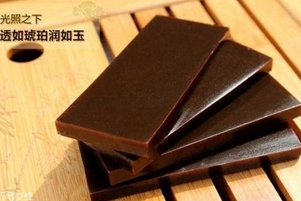 阿膠為什么不能用鐵鍋 鐵鍋性質不穩定