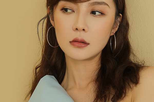 DIY爽膚水美白方法 愛(ài)美的你學(xué)起來(lái)