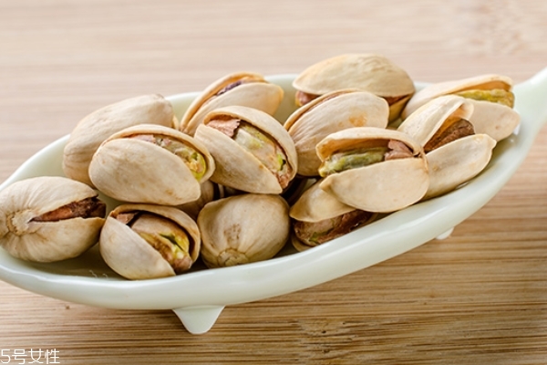 開(kāi)心果為什么不能多吃 多吃有害處