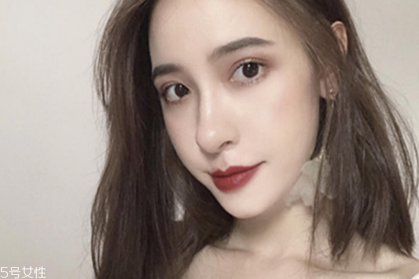口紅什么顏色顯白 這3個色號氣質簡直開掛