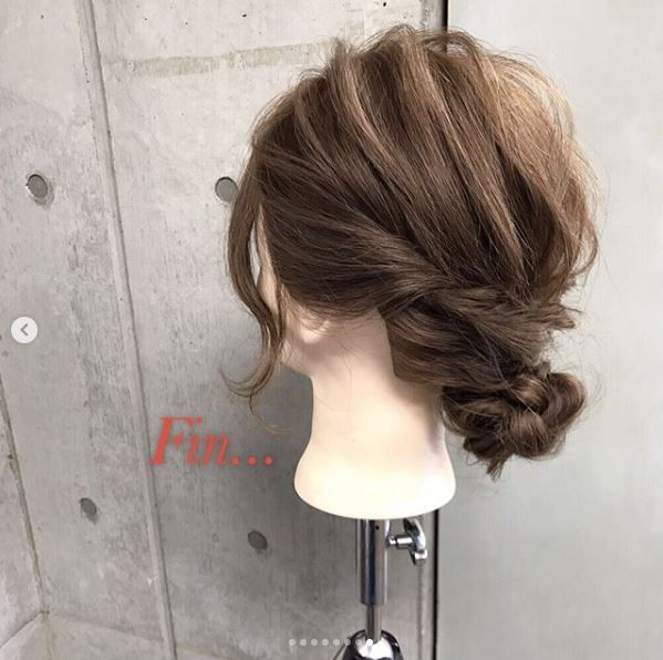 10種簡單清爽的發型女教程