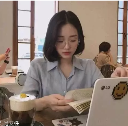 秋冬留什么短發好看 8款短發顯高又有魅力