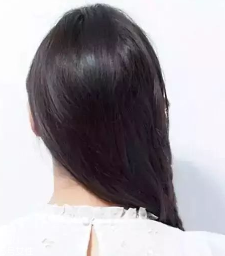燙發怎么扎好看 最新長卷發扎法教程