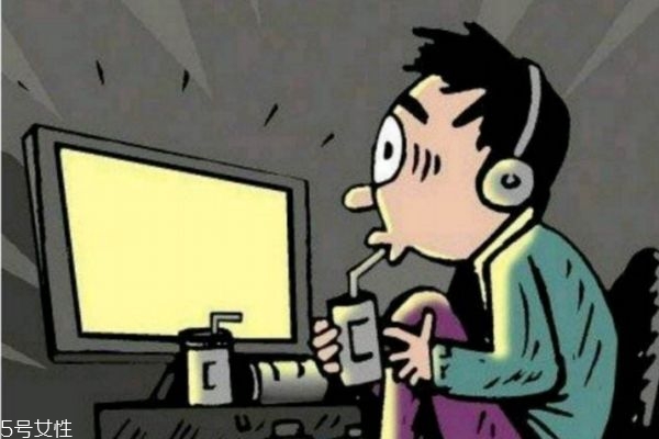 熬夜為什么會變胖 長期熬夜的人最易發胖