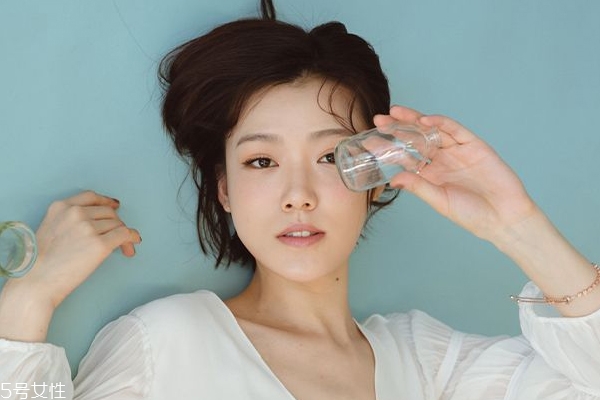 粉餅有什么功效 粉餅3大好處讓人四季都愛(ài)用