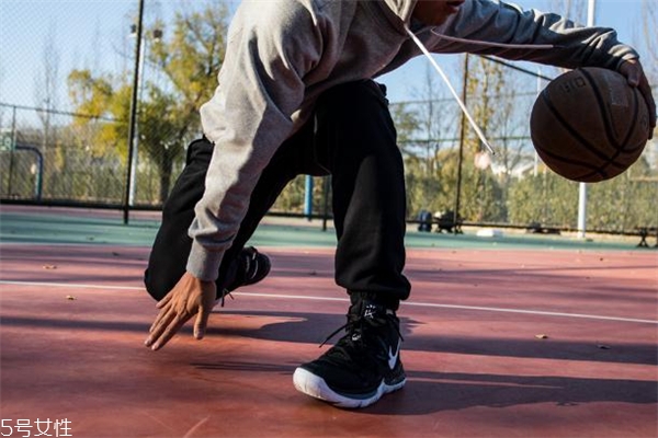 nike kyrie 5歐文5實戰測評 不能錯過的上腳報告