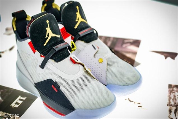 aj33偏碼嗎 按平時碼數購買