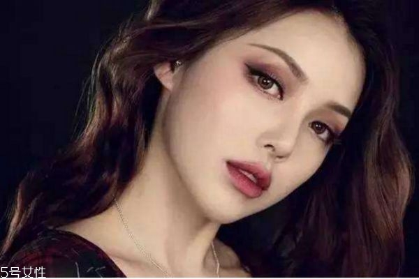 韓式流行復古妝容教程 教你化網紅妝
