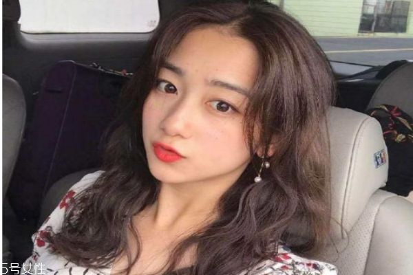 染頭發過敏怎么辦 2019年流行發色大全