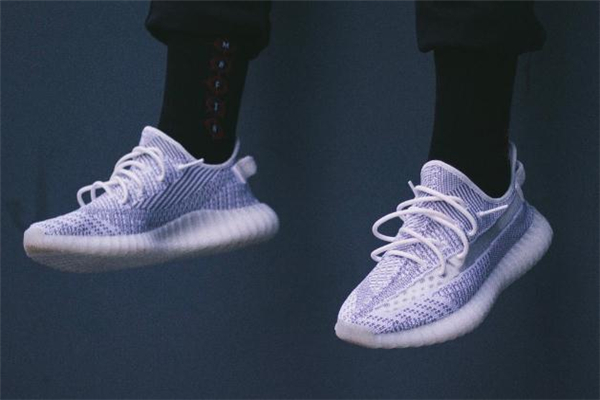 yeezy 350 static發售價格 與眾不同的半透明設計
