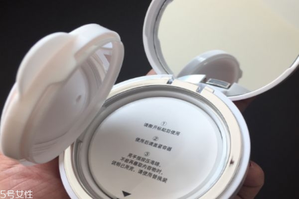 自然堂氣墊適合學生嗎 自然堂氣墊介紹