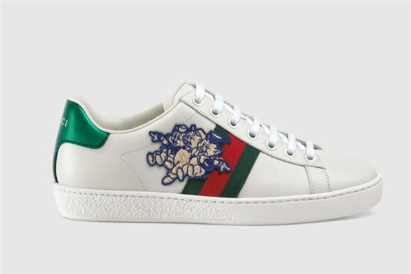 gucci豬年限定小白鞋多少錢(qián) 可愛(ài)到犯規(guī)