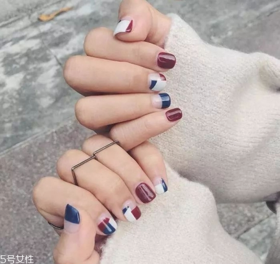 女生秋冬做什么美甲好看 冬季美甲這幾款最顯氣質