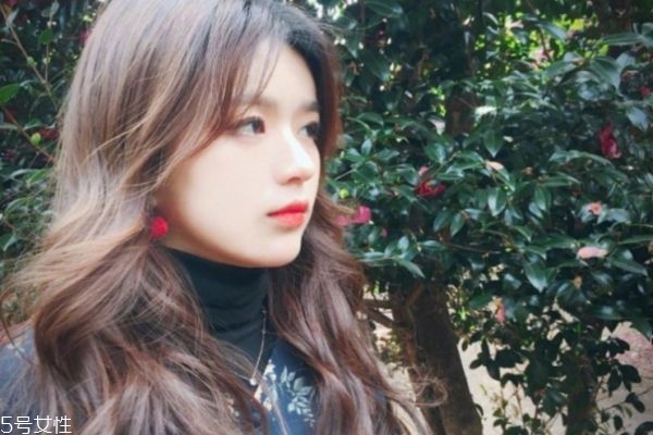 2019長發燙發發型圖片 韓版女神長卷發
