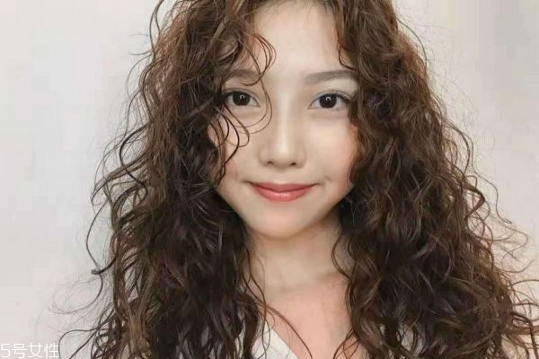 小波浪長卷發 小卷長發發型圖片