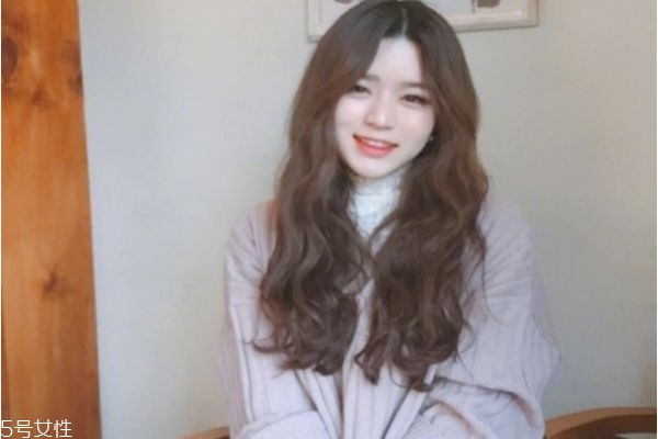 2019長發燙發發型圖片 韓版女神長卷發