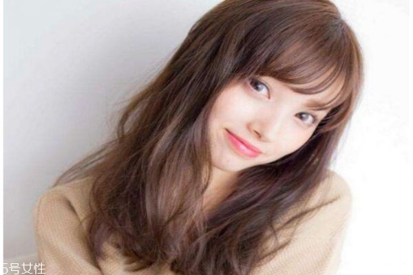 燙染完頭發如何護理 這些小技巧你要掌握