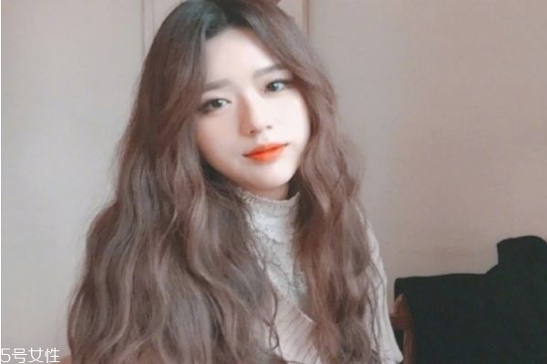 2019長發燙發發型圖片 韓版女神長卷發