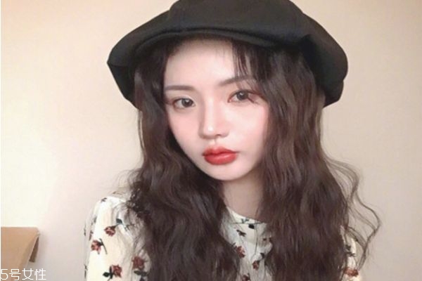 2019長發燙發發型圖片 韓版女神長卷發