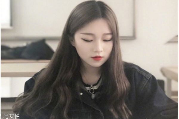 2019長發燙發發型圖片 韓版女神長卷發