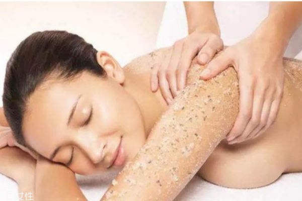 什么磨砂膏比較好 磨砂膏明星產品推薦