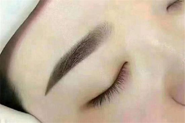紋眉和繡眉的區別有哪些