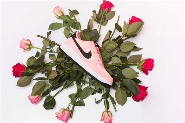 2019耐克air force 1情人節限定價格 性價比很高