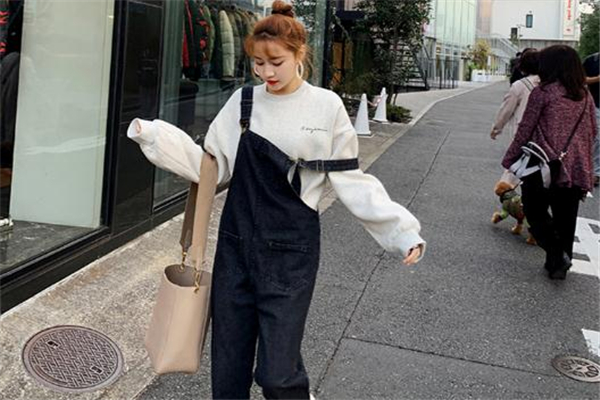 春季衛衣怎么搭配 回歸少女時代