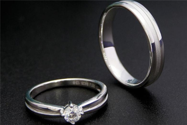 訂婚戒指和結婚戒指一樣嗎 有這些區別