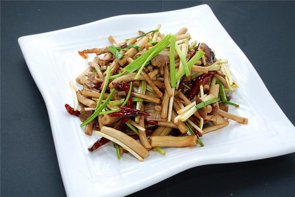 茶樹菇發霉了還能吃嗎 有兩種情況