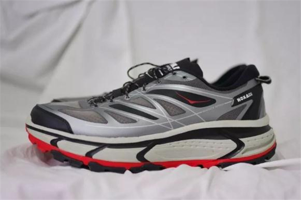 hoka one one是什么牌子 專業跑鞋品牌