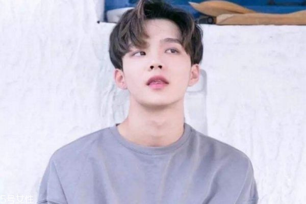 臉胖的男生適合什么發型 適合男生的發型