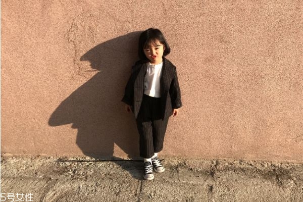 小女孩短發發型 兒童短發發型圖片