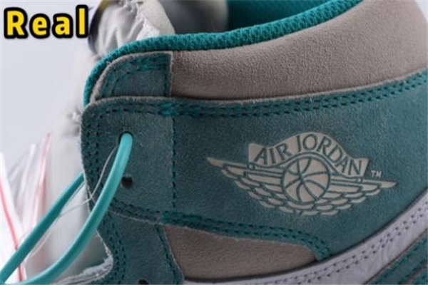 aj1蒂芙尼綠真假對比 從細節來辨別