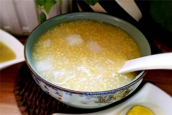 山藥小米粥的做法 養胃首選