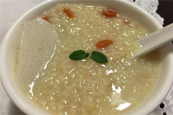 山藥小米粥的做法 養胃首選