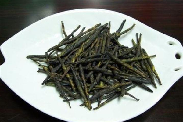 苦丁茶大葉好還是小葉好 大葉苦丁茶和小葉區別