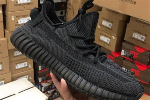 yeezy 350純黑側透發售日期 椰子350black發售信息