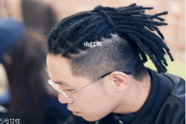 雷鬼辮和臟辮的區別 不是所有都辮子都叫臟辮