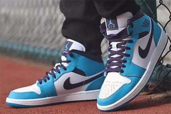 aj1 mid和high的區別 兩大版本對比