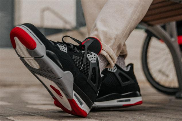 2019aj4黑紅復刻發售時間 經典元年復刻