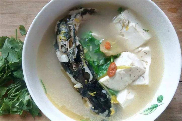 昂刺魚(yú)湯怎么做湯白 魚(yú)湯小技巧