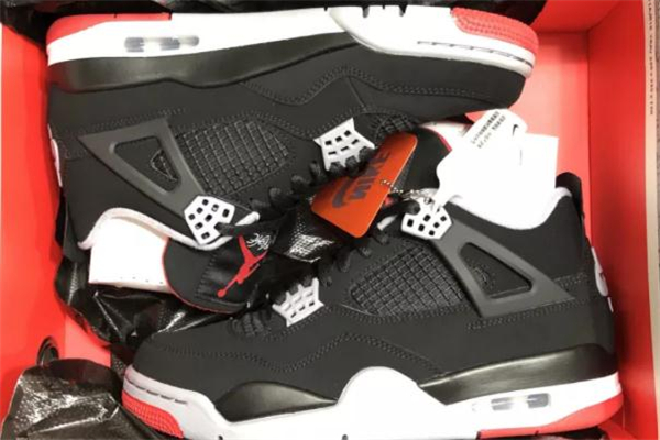aj4黑紅復刻2019開箱測評 aj4黑紅復刻做工