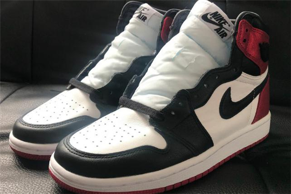 aj1絲綢黑腳趾發售時間 下一雙天價鞋款