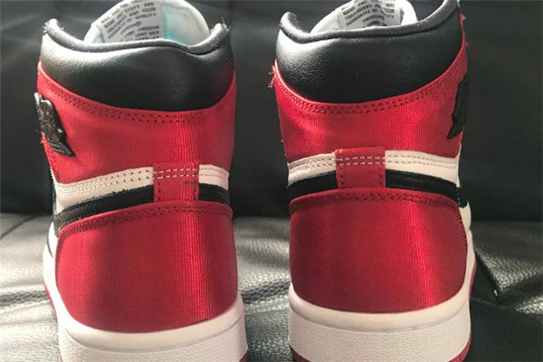 aj1絲綢黑腳趾發售時間 下一雙天價鞋款