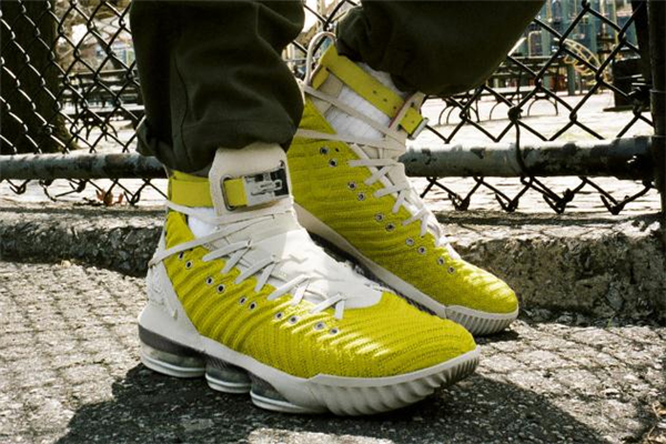 耐克lebron16 hfr熒光檸檬黃發售時間 詹16hfr亮黃配色
