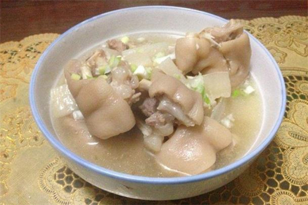 燉豬蹄要多長時間 和鍋具有關